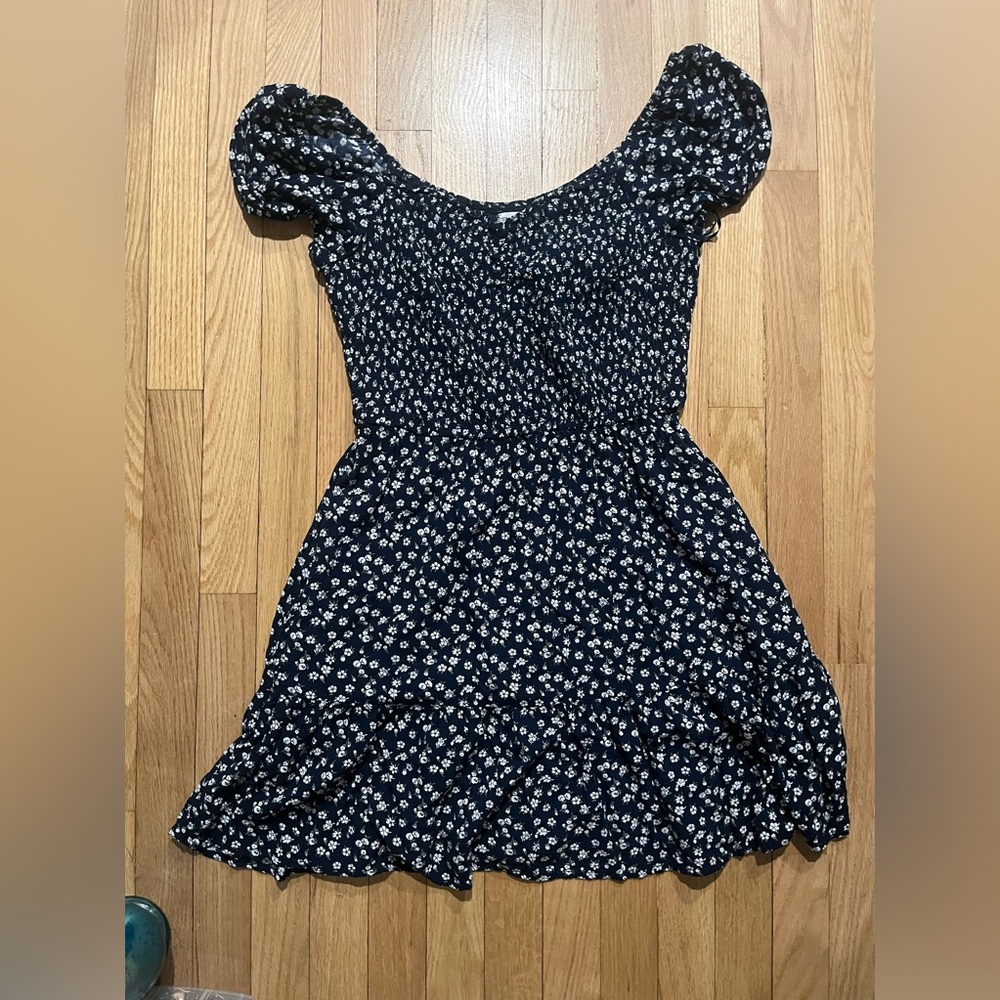 Hollister off the shoulder Floral Dress